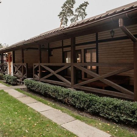 Veselyj Zajets Hotel Pirnove Exterior foto