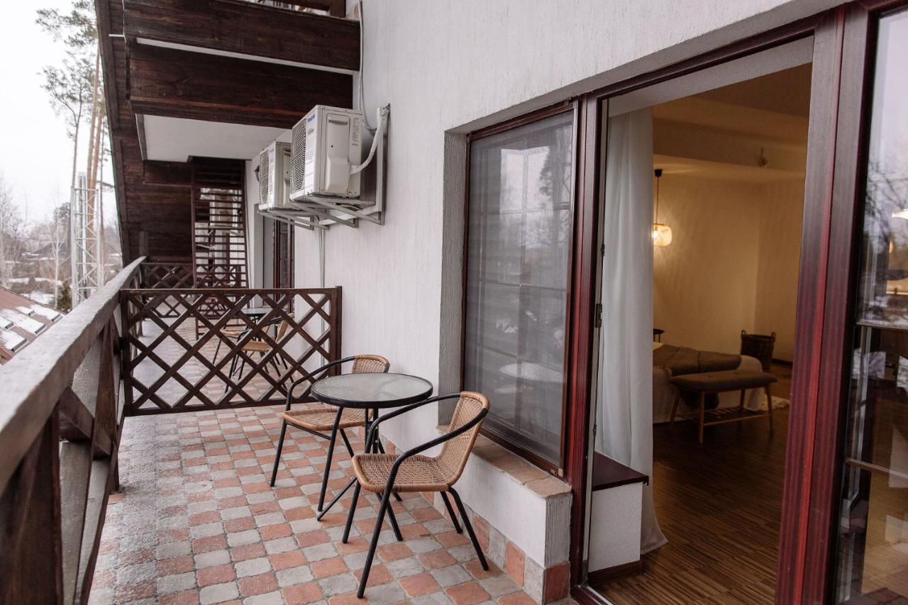 Veselyj Zajets Hotel Pirnove Exterior foto