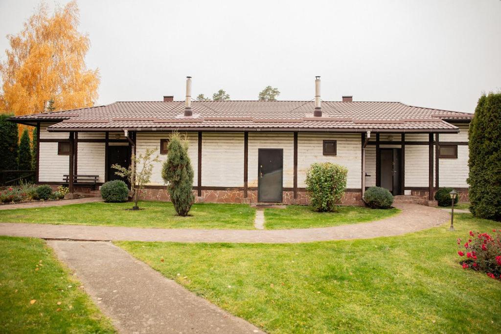 Veselyj Zajets Hotel Pirnove Exterior foto